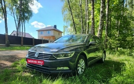 Volkswagen Passat B8 рестайлинг, 2017 год, 2 080 000 рублей, 3 фотография