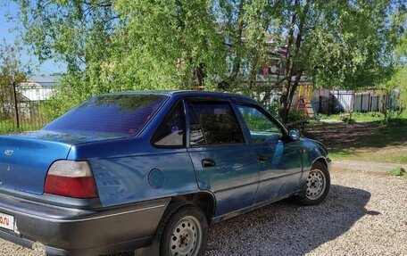 Daewoo Nexia I рестайлинг, 2000 год, 110 000 рублей, 2 фотография