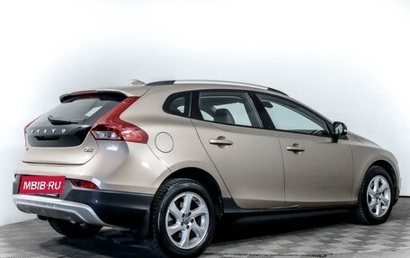 Volvo V40 Cross Country I, 2015 год, 1 798 000 рублей, 4 фотография