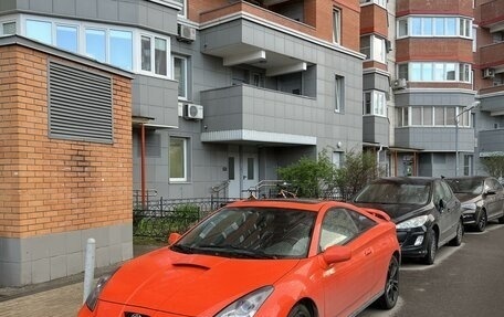 Toyota Celica VII рестайлинг, 2000 год, 800 000 рублей, 2 фотография