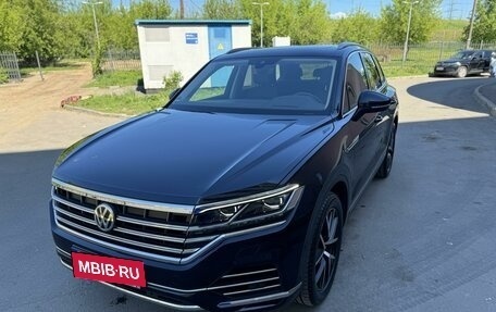 Volkswagen Touareg III, 2020 год, 5 999 000 рублей, 4 фотография