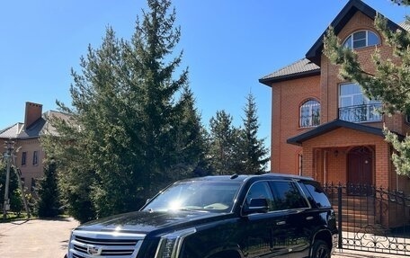 Cadillac Escalade IV, 2017 год, 4 150 000 рублей, 2 фотография