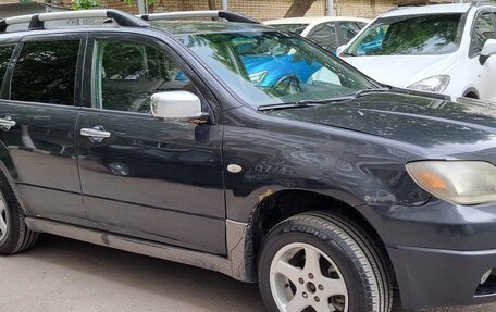 Mitsubishi Outlander III рестайлинг 3, 2003 год, 650 000 рублей, 5 фотография