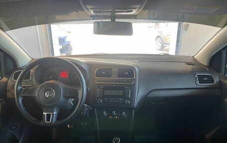 Volkswagen Polo VI (EU Market), 2011 год, 890 000 рублей, 9 фотография