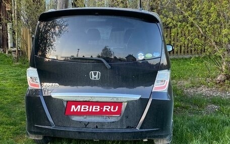 Honda Freed I, 2012 год, 1 100 000 рублей, 2 фотография