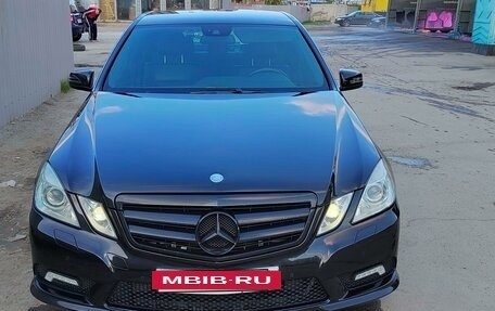 Mercedes-Benz E-Класс, 2011 год, 1 650 000 рублей, 3 фотография