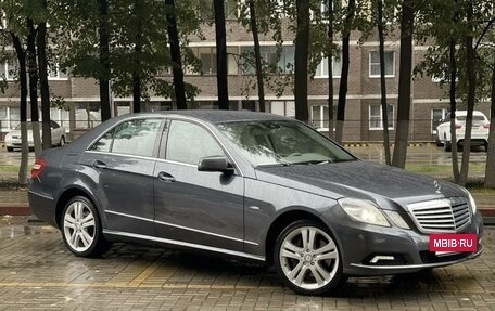 Mercedes-Benz E-Класс, 2009 год, 1 550 000 рублей, 3 фотография