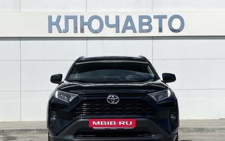 Toyota RAV4, 2021 год, 3 780 000 рублей, 2 фотография