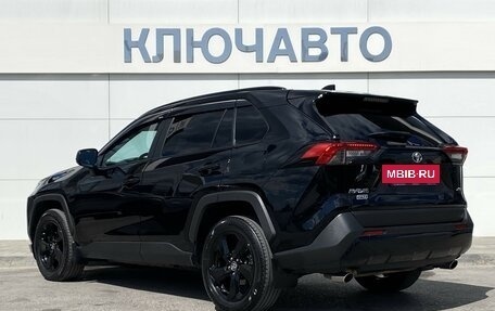 Toyota RAV4, 2021 год, 3 780 000 рублей, 6 фотография