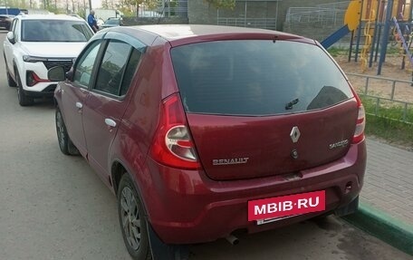 Renault Sandero I, 2011 год, 500 000 рублей, 2 фотография