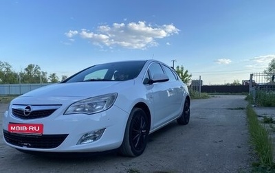 Opel Astra J, 2012 год, 820 000 рублей, 1 фотография