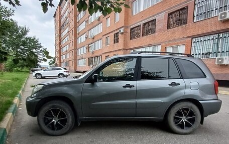 Toyota RAV4, 2005 год, 950 000 рублей, 3 фотография