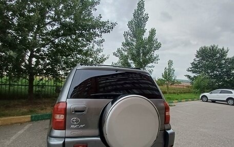 Toyota RAV4, 2005 год, 950 000 рублей, 2 фотография