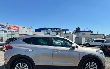 Hyundai Tucson III, 2018 год, 2 300 000 рублей, 8 фотография