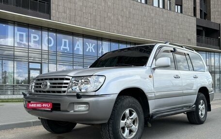 Toyota Land Cruiser 100 рестайлинг 2, 2006 год, 2 450 000 рублей, 6 фотография