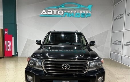 Toyota Land Cruiser 200, 2015 год, 5 299 000 рублей, 2 фотография