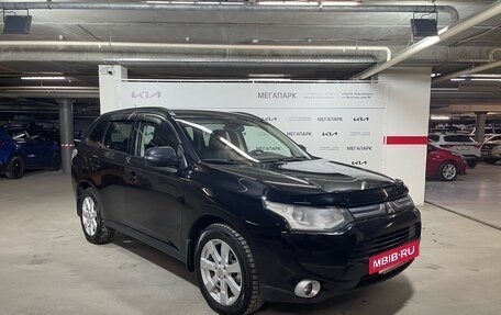 Mitsubishi Outlander III рестайлинг 3, 2012 год, 1 490 000 рублей, 5 фотография