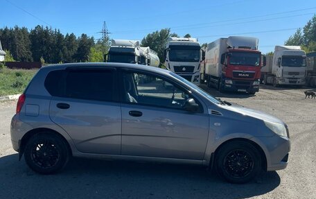 Chevrolet Aveo III, 2008 год, 520 000 рублей, 2 фотография