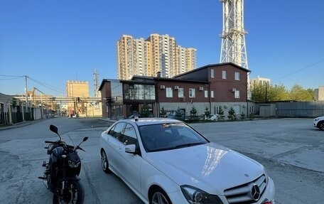 Mercedes-Benz C-Класс, 2012 год, 1 750 000 рублей, 3 фотография