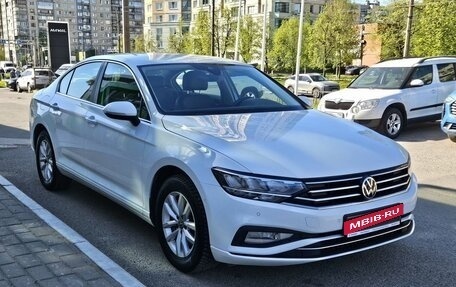 Volkswagen Passat B8 рестайлинг, 2020 год, 2 829 000 рублей, 6 фотография