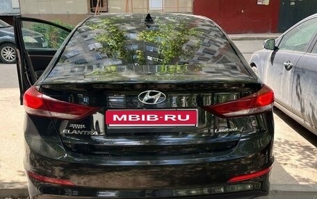 Hyundai Elantra VI рестайлинг, 2017 год, 1 400 000 рублей, 3 фотография