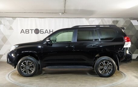 Toyota Land Cruiser Prado 150 рестайлинг 2, 2013 год, 3 049 000 рублей, 5 фотография