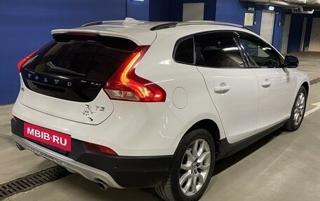 Volvo V40 Cross Country I, 2016 год, 2 000 000 рублей, 5 фотография