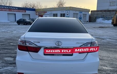 Toyota Camry, 2016 год, 2 250 000 рублей, 5 фотография