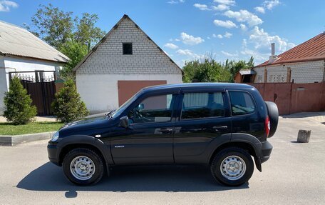 Chevrolet Niva I рестайлинг, 2018 год, 1 000 000 рублей, 3 фотография