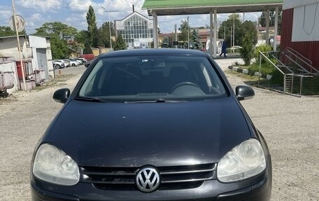 Volkswagen Golf V, 2004 год, 520 000 рублей, 2 фотография