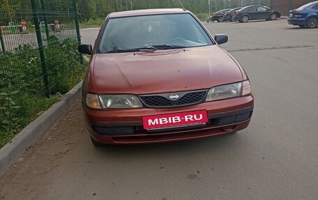 Nissan Almera, 1996 год, 200 000 рублей, 2 фотография