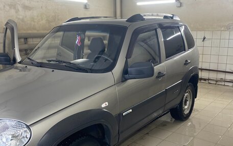 Chevrolet Niva I рестайлинг, 2012 год, 344 000 рублей, 2 фотография