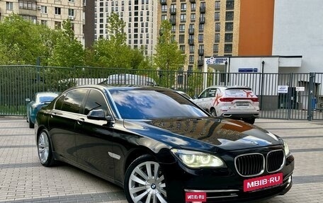 BMW 7 серия, 2012 год, 1 615 000 рублей, 2 фотография