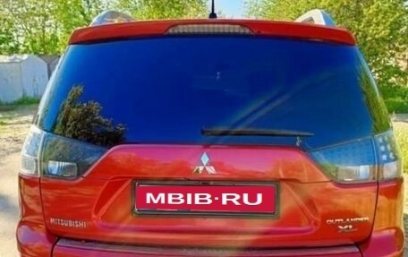 Mitsubishi Outlander III рестайлинг 3, 2008 год, 1 300 000 рублей, 3 фотография