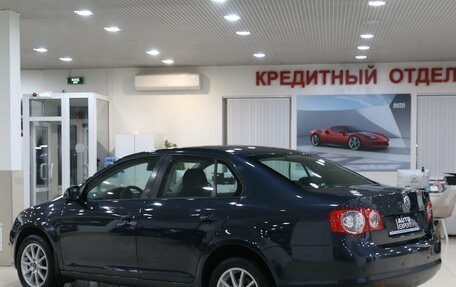 Volkswagen Jetta VI, 2010 год, 549 000 рублей, 4 фотография