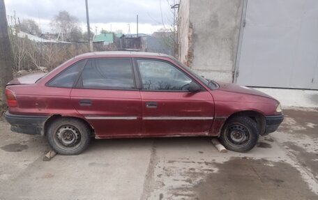 Opel Astra F, 1995 год, 45 000 рублей, 2 фотография