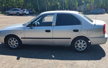 Hyundai Accent II, 2005 год, 350 000 рублей, 2 фотография