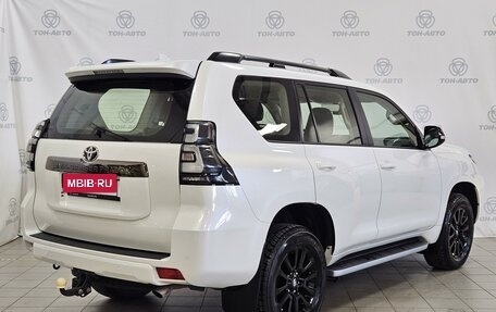 Toyota Land Cruiser Prado 150 рестайлинг 2, 2020 год, 5 850 000 рублей, 5 фотография