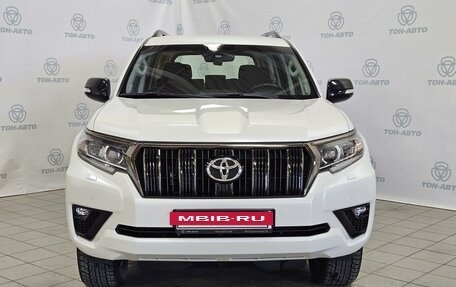 Toyota Land Cruiser Prado 150 рестайлинг 2, 2020 год, 5 850 000 рублей, 2 фотография