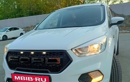 Ford Kuga III, 2017 год, 2 000 000 рублей, 3 фотография