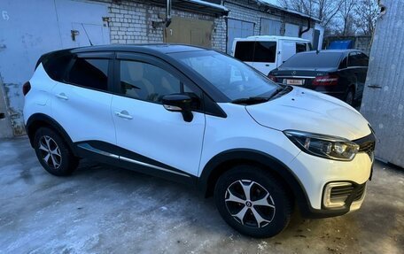 Renault Kaptur I рестайлинг, 2018 год, 1 450 000 рублей, 2 фотография