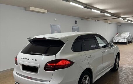 Porsche Cayenne III, 2011 год, 1 700 000 рублей, 2 фотография