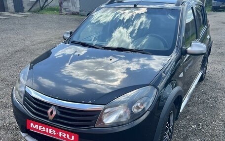 Renault Sandero I, 2013 год, 500 000 рублей, 2 фотография