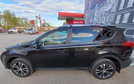 Toyota RAV4, 2014 год, 2 140 000 рублей, 2 фотография