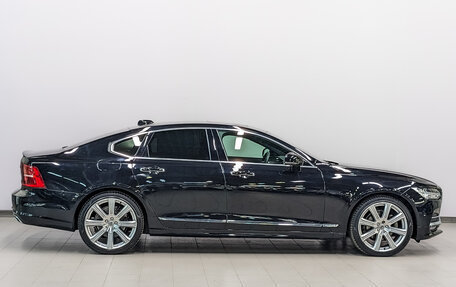 Volvo S90 II рестайлинг, 2019 год, 3 820 000 рублей, 4 фотография