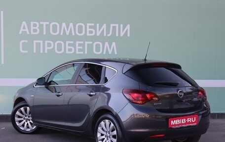 Opel Astra J, 2011 год, 650 000 рублей, 4 фотография