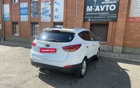 Hyundai ix35 I рестайлинг, 2010 год, 950 000 рублей, 2 фотография