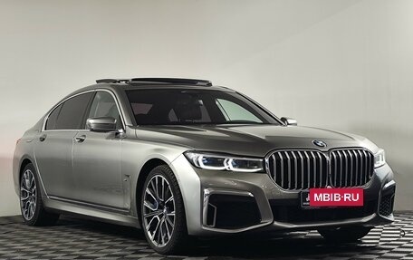 BMW 7 серия, 2019 год, 6 110 000 рублей, 3 фотография