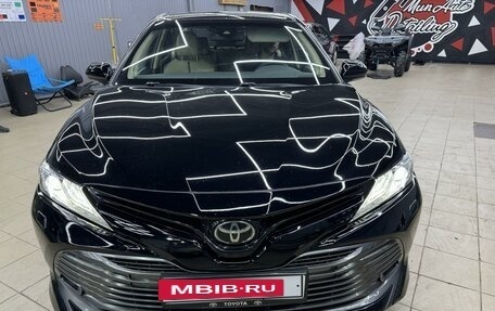 Toyota Camry, 2019 год, 3 100 000 рублей, 3 фотография
