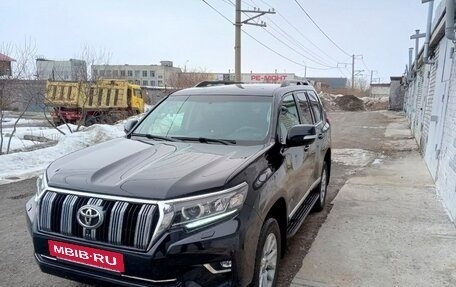 Toyota Land Cruiser Prado 150 рестайлинг 2, 2018 год, 5 500 000 рублей, 2 фотография